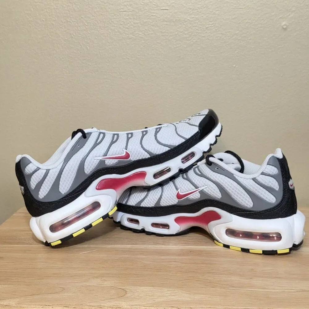 Nike Air Max Plus Photon Dust Particle Grey Sneakers DM0032-002 Men’s Size 8